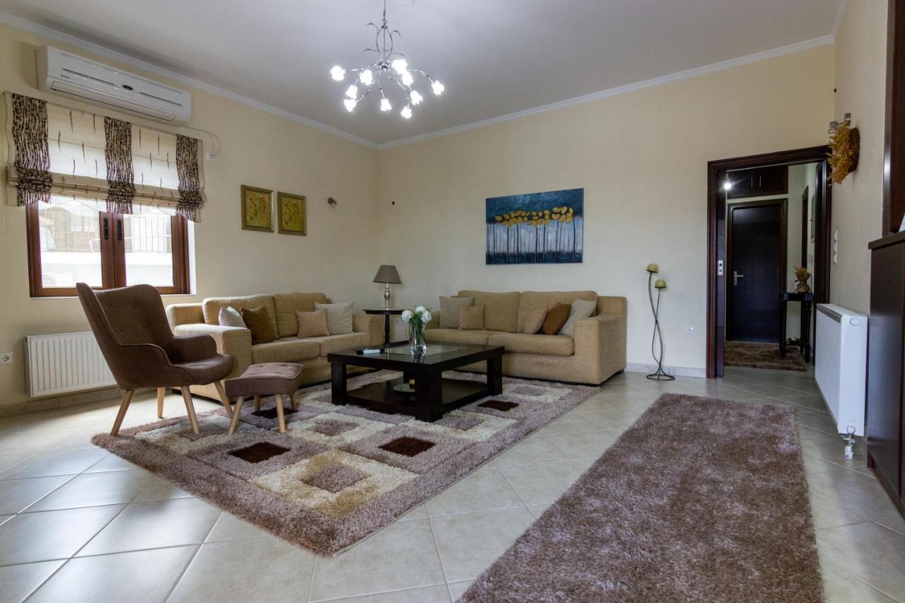 Katerina & Elia'S Family House Apartment Leonidio Luaran gambar