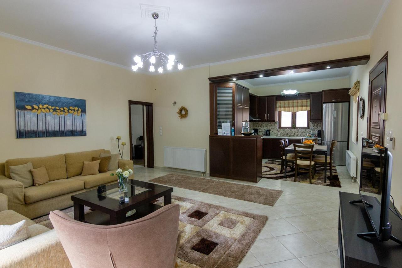 Katerina & Elia'S Family House Apartment Leonidio Luaran gambar