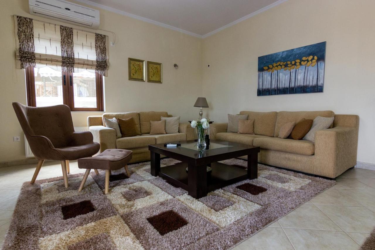 Katerina & Elia'S Family House Apartment Leonidio Luaran gambar
