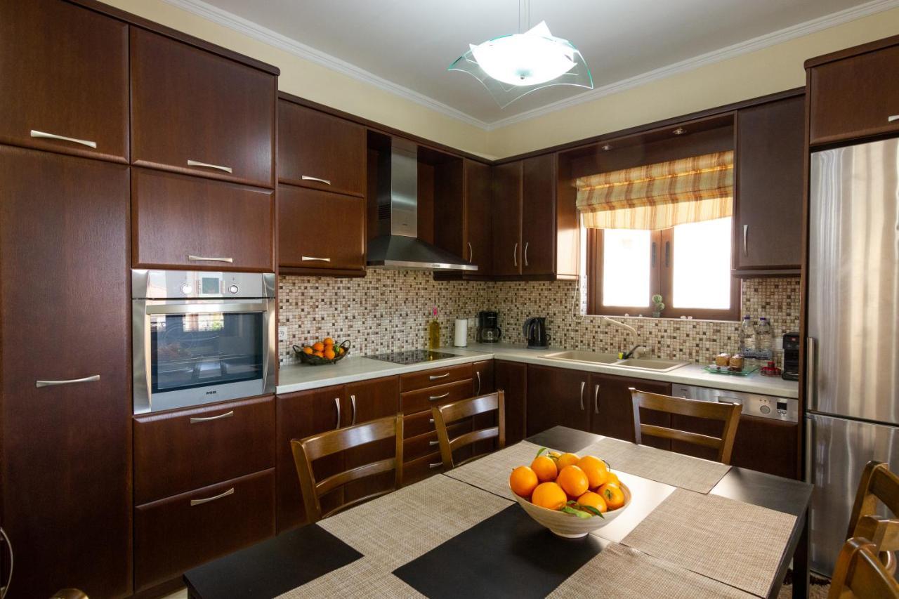 Katerina & Elia'S Family House Apartment Leonidio Luaran gambar