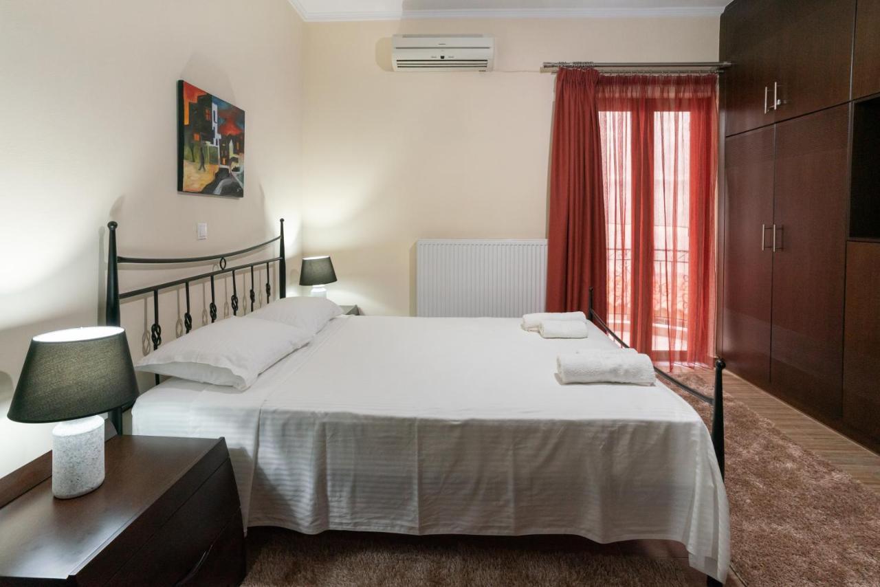Katerina & Elia'S Family House Apartment Leonidio Luaran gambar